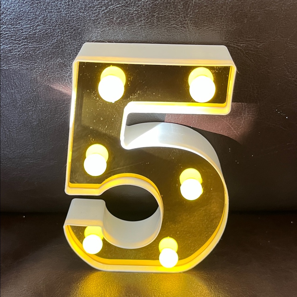 Illuminated Mirror Number 5